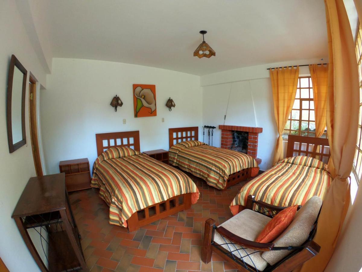Amaru Valle Hotel Urubamba Exterior photo