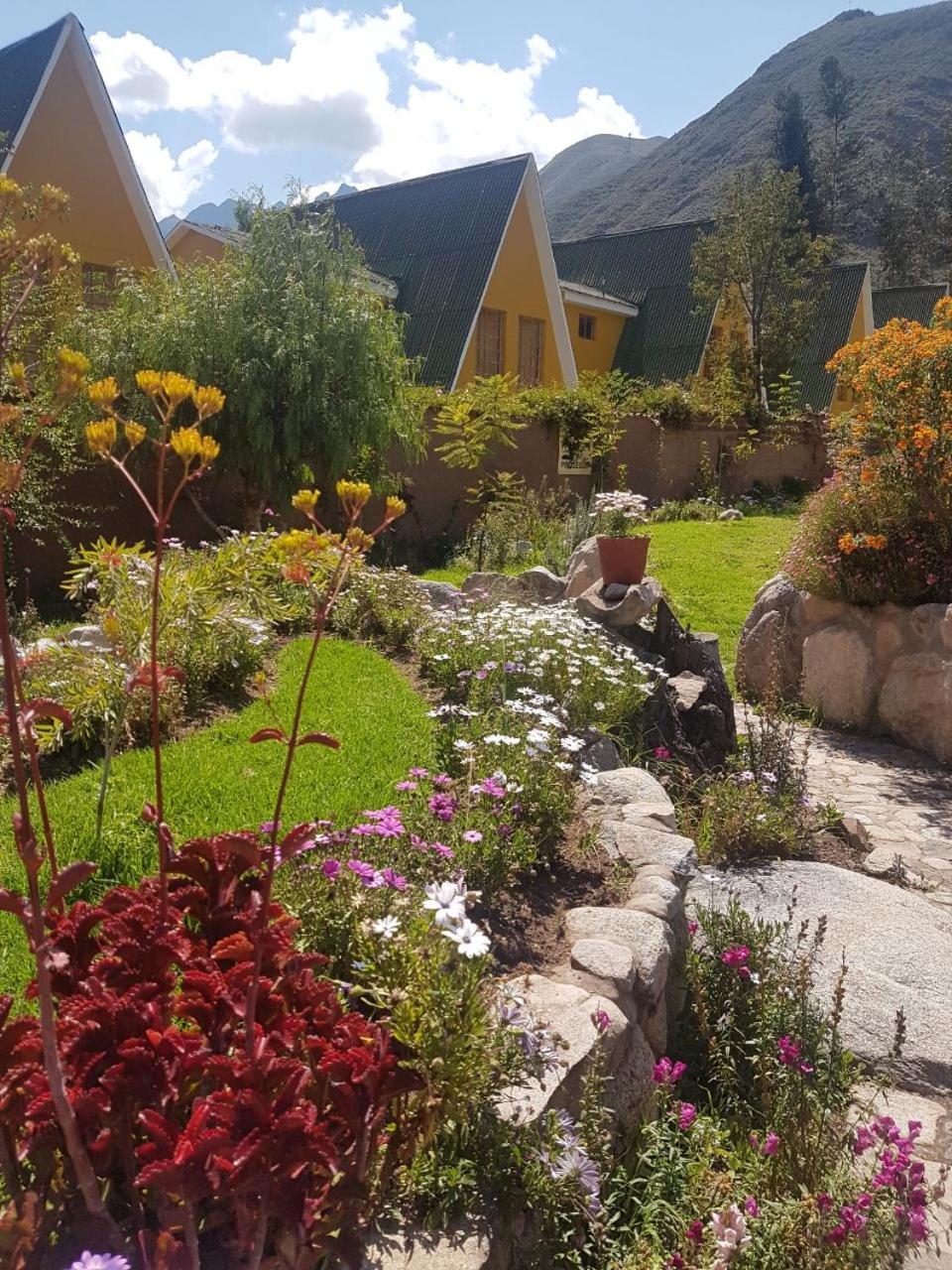Amaru Valle Hotel Urubamba Exterior photo